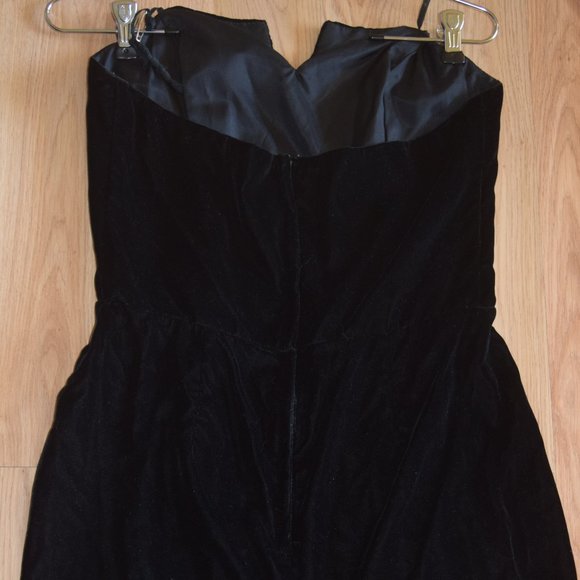 Vintage Roberta California Velvet Strapless Formal Dress - Picture 4 of 9